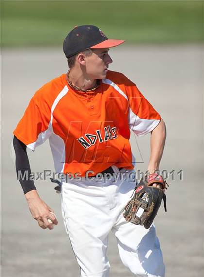 Thumbnail 2 in Stonington vs Montville (CIAC Class M Semifinal) photogallery.
