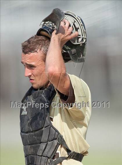 Thumbnail 2 in Stonington vs Montville (CIAC Class M Semifinal) photogallery.