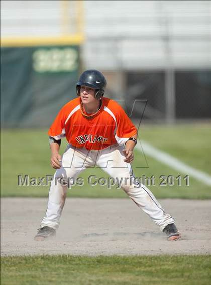 Thumbnail 3 in Stonington vs Montville (CIAC Class M Semifinal) photogallery.