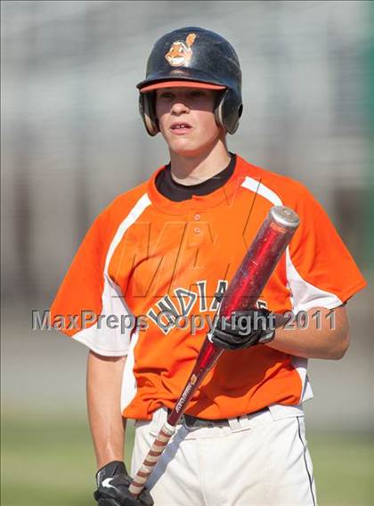 Thumbnail 1 in Stonington vs Montville (CIAC Class M Semifinal) photogallery.