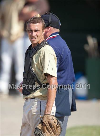 Thumbnail 3 in Stonington vs Montville (CIAC Class M Semifinal) photogallery.