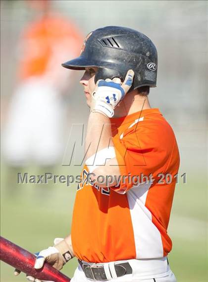 Thumbnail 3 in Stonington vs Montville (CIAC Class M Semifinal) photogallery.