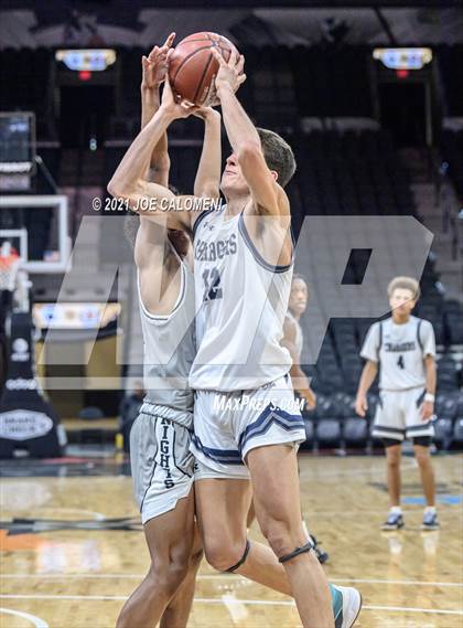 Thumbnail 3 in Steele vs Boerne-Champion (Spurs High School Showcase) photogallery.
