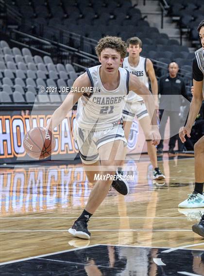Thumbnail 1 in Steele vs Boerne-Champion (Spurs High School Showcase) photogallery.