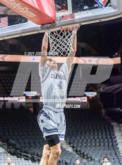 Thumbnail 1 in Steele vs Boerne-Champion (Spurs High School Showcase) photogallery.