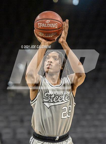 Thumbnail 2 in Steele vs Boerne-Champion (Spurs High School Showcase) photogallery.