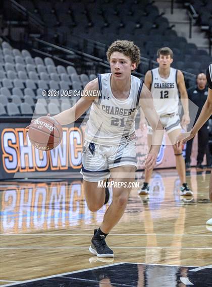 Thumbnail 2 in Steele vs Boerne-Champion (Spurs High School Showcase) photogallery.