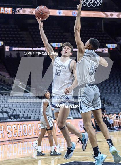 Thumbnail 1 in Steele vs Boerne-Champion (Spurs High School Showcase) photogallery.