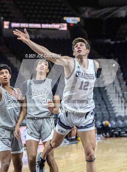 Thumbnail 2 in Steele vs Boerne-Champion (Spurs High School Showcase) photogallery.