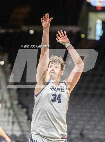 Thumbnail 3 in Steele vs Boerne-Champion (Spurs High School Showcase) photogallery.