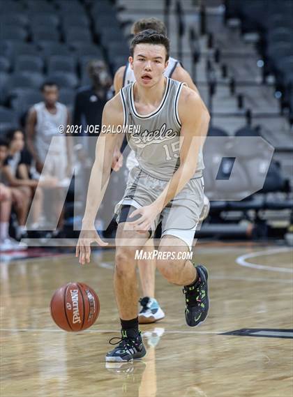 Thumbnail 2 in Steele vs Boerne-Champion (Spurs High School Showcase) photogallery.