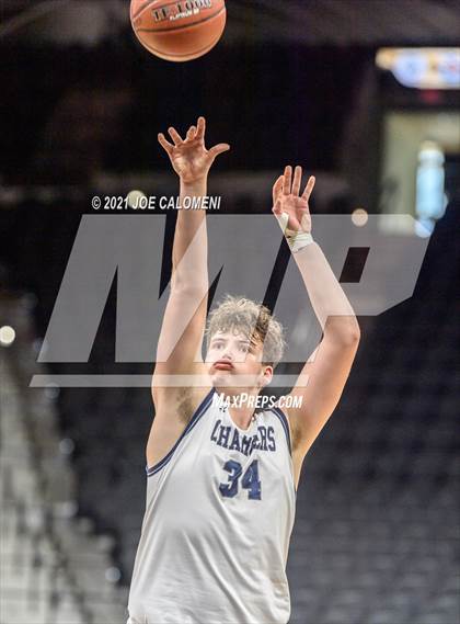 Thumbnail 2 in Steele vs Boerne-Champion (Spurs High School Showcase) photogallery.