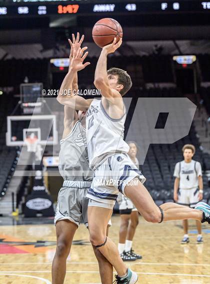 Thumbnail 1 in Steele vs Boerne-Champion (Spurs High School Showcase) photogallery.
