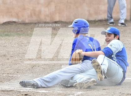 Thumbnail 2 in Questa @ Penasco photogallery.