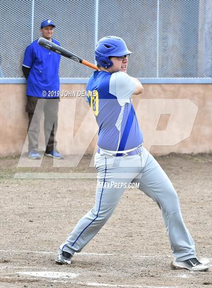 Thumbnail 1 in Questa @ Penasco photogallery.