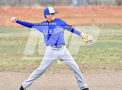 Thumbnail 3 in Questa @ Penasco photogallery.