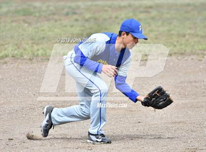 Thumbnail 2 in Questa @ Penasco photogallery.