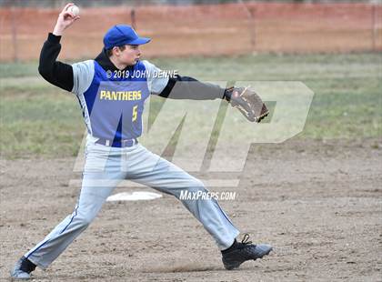 Thumbnail 2 in Questa @ Penasco photogallery.