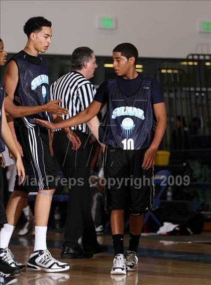 Thumbnail 2 in Sylmar vs. View Park Prep (MLK Hoops Shootout) photogallery.