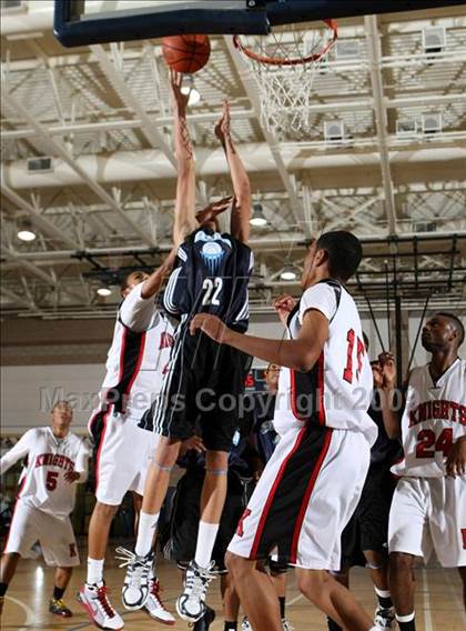 Thumbnail 2 in Sylmar vs. View Park Prep (MLK Hoops Shootout) photogallery.