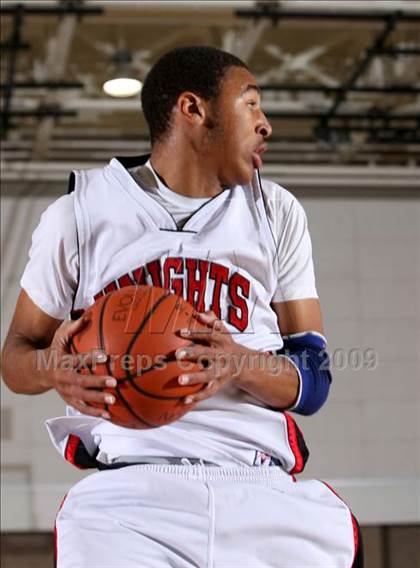 Thumbnail 2 in Sylmar vs. View Park Prep (MLK Hoops Shootout) photogallery.