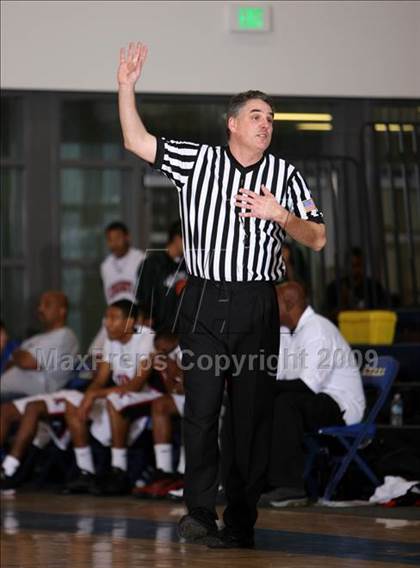 Thumbnail 1 in Sylmar vs. View Park Prep (MLK Hoops Shootout) photogallery.