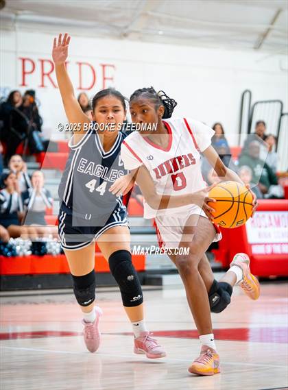 Thumbnail 3 in Gabrielino @ Rosamond (CIF State Division V Round 2) photogallery.