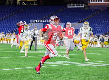 Thumbnail 3 in Catholic Memorial vs King Philip Regional (MIAA Division 2 Final) photogallery.