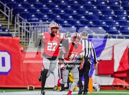 Thumbnail 3 in Catholic Memorial vs King Philip Regional (MIAA Division 2 Final) photogallery.