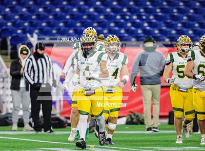 Thumbnail 3 in Catholic Memorial vs King Philip Regional (MIAA Division 2 Final) photogallery.