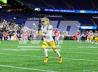 Thumbnail 2 in Catholic Memorial vs King Philip Regional (MIAA Division 2 Final) photogallery.