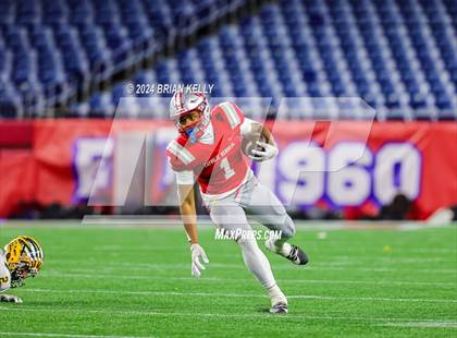 Thumbnail 2 in Catholic Memorial vs King Philip Regional (MIAA Division 2 Final) photogallery.