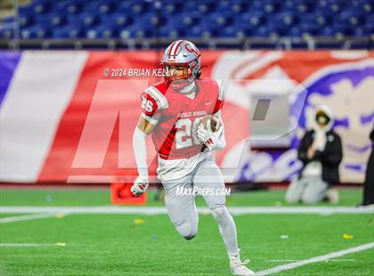 Thumbnail 2 in Catholic Memorial vs King Philip Regional (MIAA Division 2 Final) photogallery.