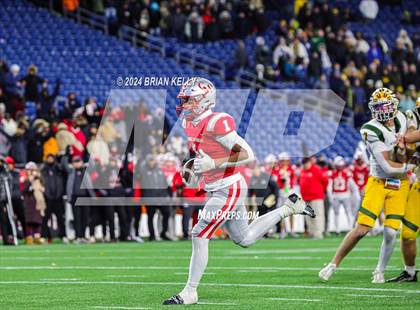 Thumbnail 3 in Catholic Memorial vs King Philip Regional (MIAA Division 2 Final) photogallery.