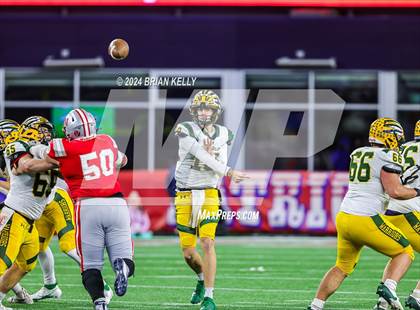 Thumbnail 2 in Catholic Memorial vs King Philip Regional (MIAA Division 2 Final) photogallery.