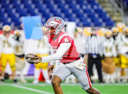 Thumbnail 2 in Catholic Memorial vs King Philip Regional (MIAA Division 2 Final) photogallery.