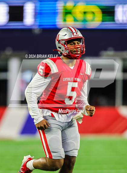 Thumbnail 1 in Catholic Memorial vs King Philip Regional (MIAA Division 2 Final) photogallery.