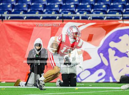 Thumbnail 3 in Catholic Memorial vs King Philip Regional (MIAA Division 2 Final) photogallery.