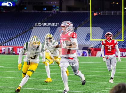Thumbnail 2 in Catholic Memorial vs King Philip Regional (MIAA Division 2 Final) photogallery.