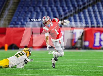 Thumbnail 3 in Catholic Memorial vs King Philip Regional (MIAA Division 2 Final) photogallery.
