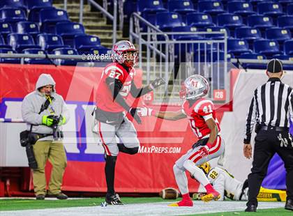 Thumbnail 3 in Catholic Memorial vs King Philip Regional (MIAA Division 2 Final) photogallery.