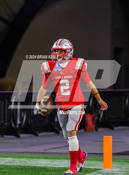 Thumbnail 3 in Catholic Memorial vs King Philip Regional (MIAA Division 2 Final) photogallery.