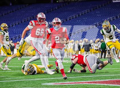 Thumbnail 2 in Catholic Memorial vs King Philip Regional (MIAA Division 2 Final) photogallery.