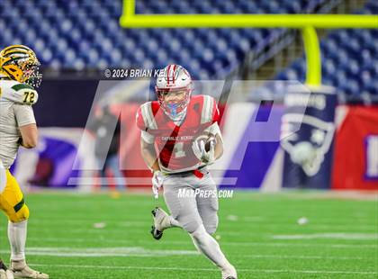 Thumbnail 3 in Catholic Memorial vs King Philip Regional (MIAA Division 2 Final) photogallery.