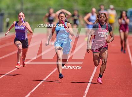 Thumbnail 1 in Lake Houston Conquerors Invitational (4x100M) photogallery.