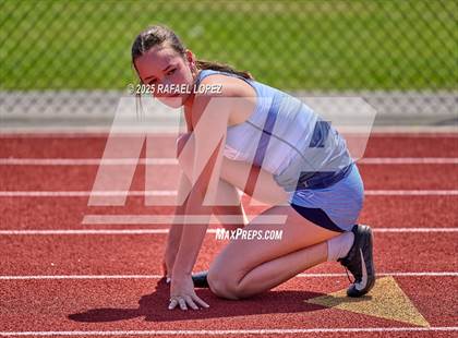 Thumbnail 1 in Lake Houston Conquerors Invitational (4x100M) photogallery.
