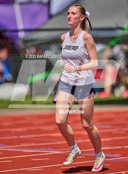 Thumbnail 3 in Lake Houston Conquerors Invitational (4x100M) photogallery.