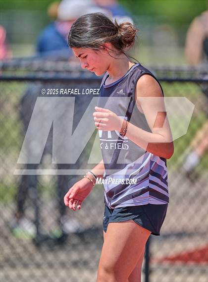 Thumbnail 2 in Lake Houston Conquerors Invitational (4x100M) photogallery.