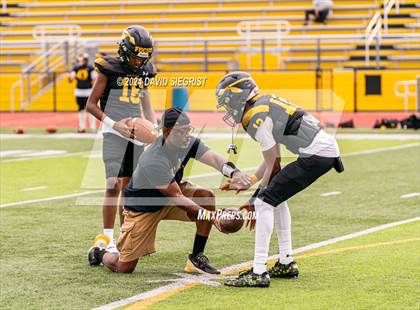 Thumbnail 2 in Bridgewater-Raritan @ Piscataway photogallery.