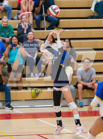 Thumbnail 2 in Hazen @ Newport - Bellevue photogallery.